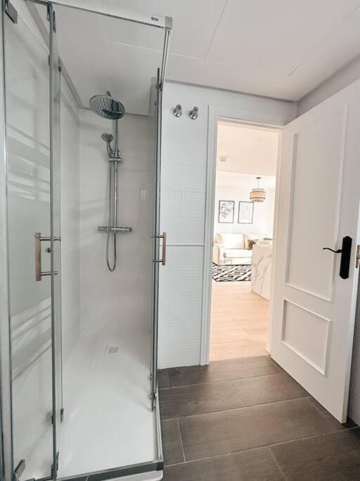 Precioso Apartamento Con Piscina Y Vistas 阿利坎特 外观 照片