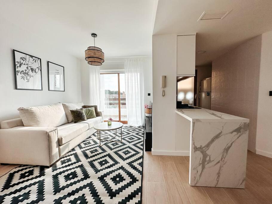 Precioso Apartamento Con Piscina Y Vistas 阿利坎特 外观 照片